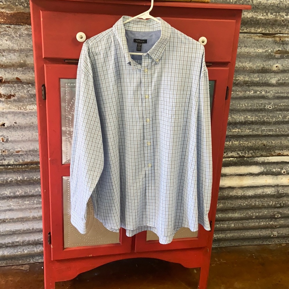 Van Heusen Button Up